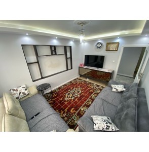 YAYLA'DA ASANSÖRLÜ 4+1 GENİŞ SATILIK DAİRE