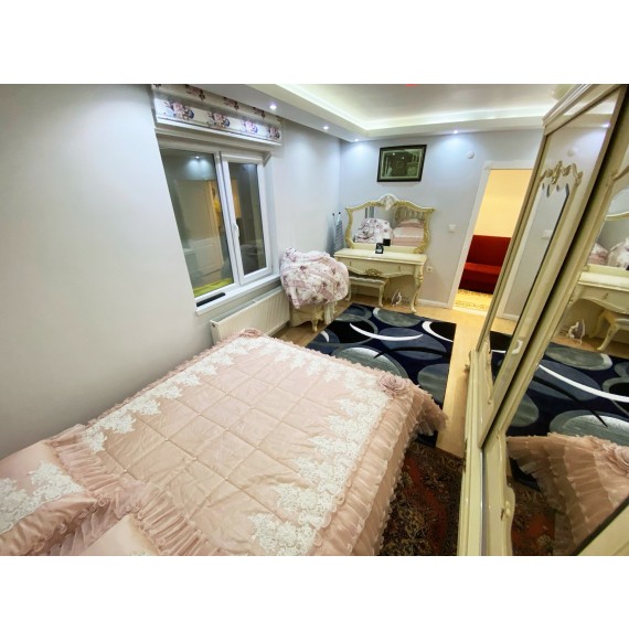 YAYLA'DA ASANSÖRLÜ 4+1 GENİŞ SATILIK DAİRE