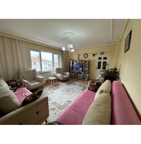 KANUNİ'DE 3+1 MASRAFSIZ ÇİFT BALKONLU DAİRE