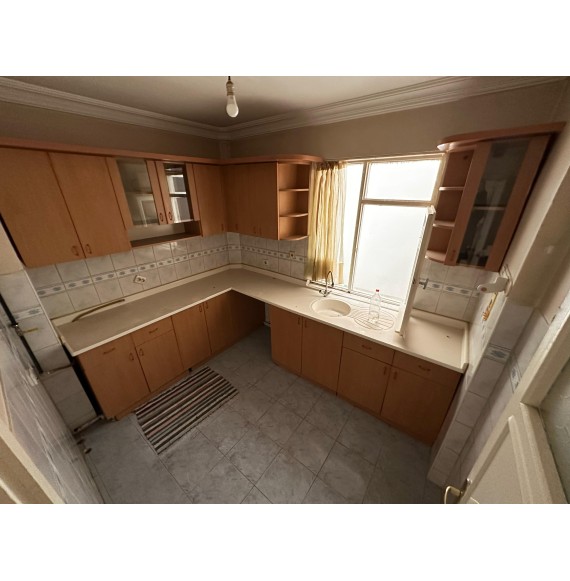 İNCİRLİDE EN ÜST KAT 3+1 GENİŞ MASRAFSIZ DAİRE