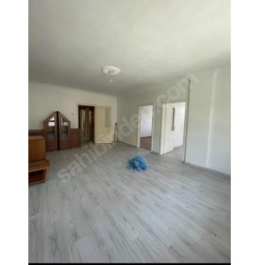 19MAYIS'TA MASRAFSIZ GENİŞ 3+1 ÜST KAT DAİRE