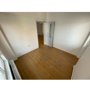 AYVALI'DA 3+1 GENİŞ ÇİFT BALKONLU DAİRE