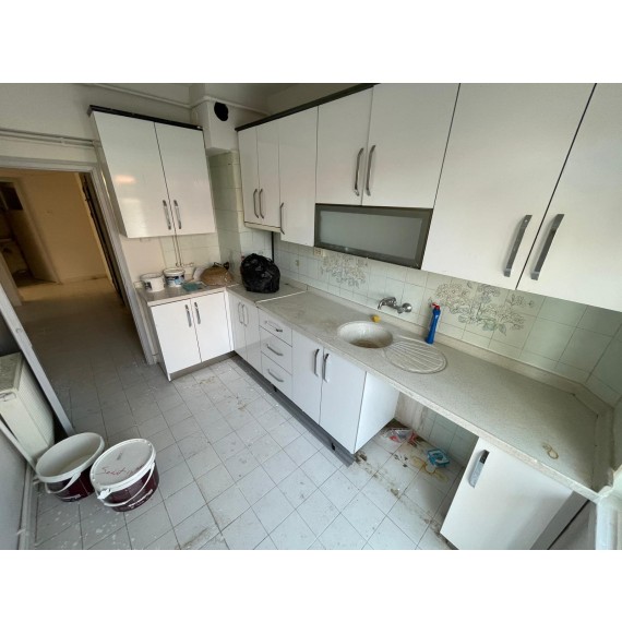 AYVALI'DA 3+1 GENİŞ ÇİFT BALKONLU DAİRE