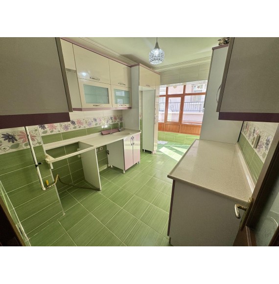 İNCİRLİ'DE ÇİFT BALKONLU MASRAFSIZ 3+1 GENİŞ DAİRE