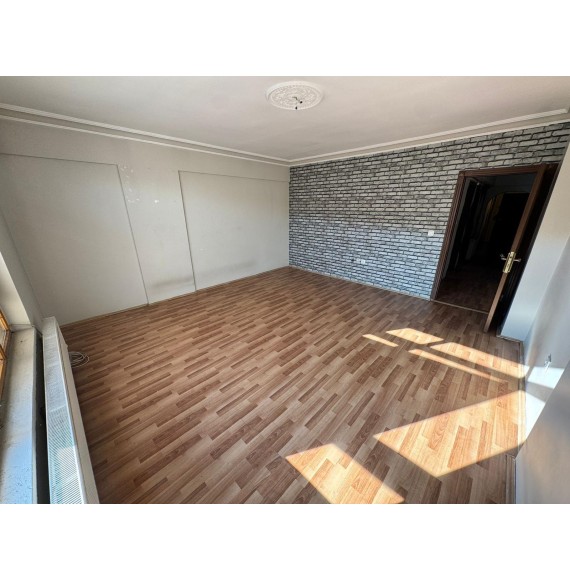 İNCİRLİ'DE ÇİFT BALKONLU MASRAFSIZ 3+1 GENİŞ DAİRE