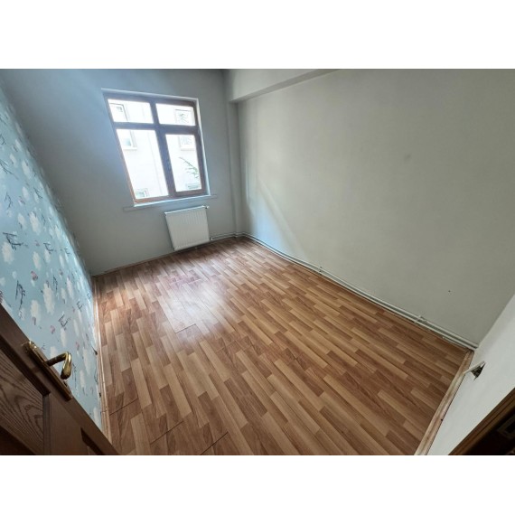 İNCİRLİ'DE ÇİFT BALKONLU MASRAFSIZ 3+1 GENİŞ DAİRE