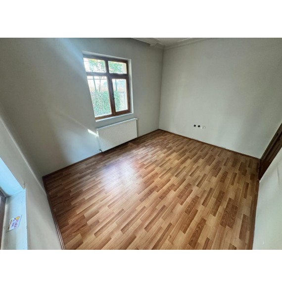 İNCİRLİ'DE ÇİFT BALKONLU MASRAFSIZ 3+1 GENİŞ DAİRE