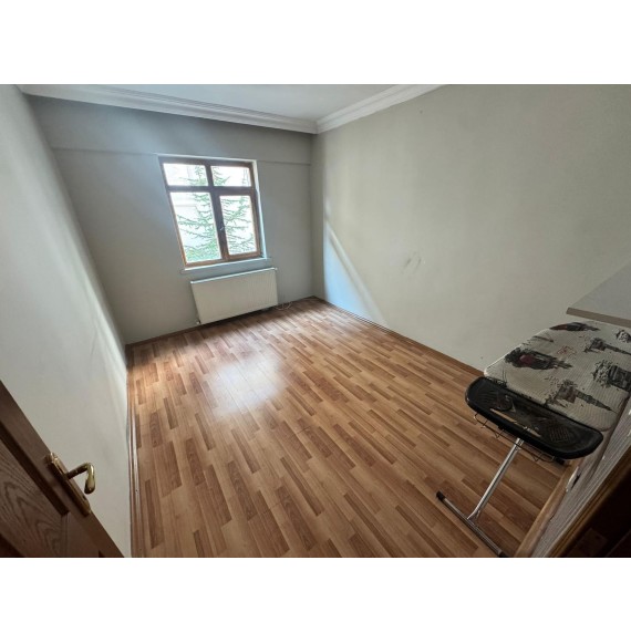 İNCİRLİ'DE ÇİFT BALKONLU MASRAFSIZ 3+1 GENİŞ DAİRE