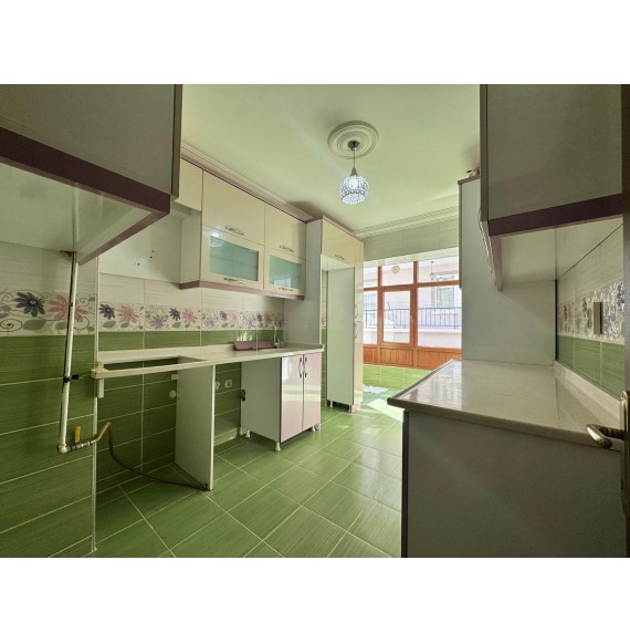 İNCİRLİ'DE ÇİFT BALKONLU MASRAFSIZ 3+1 GENİŞ DAİRE