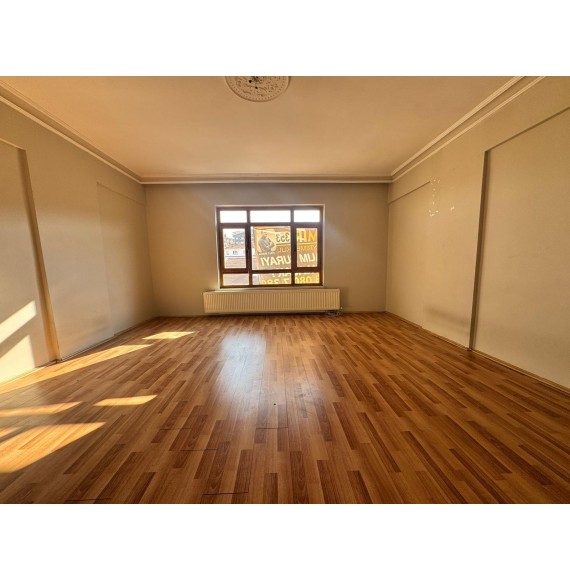 İNCİRLİ'DE ÇİFT BALKONLU MASRAFSIZ 3+1 GENİŞ DAİRE