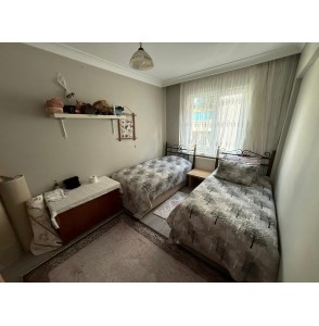 KANUNİ'DE 3+1 2. KATTA MASRAFSIZ GENİŞ DAİRE