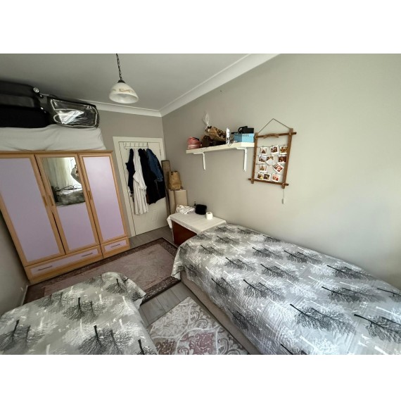 KANUNİ'DE 3+1 2. KATTA MASRAFSIZ GENİŞ DAİRE