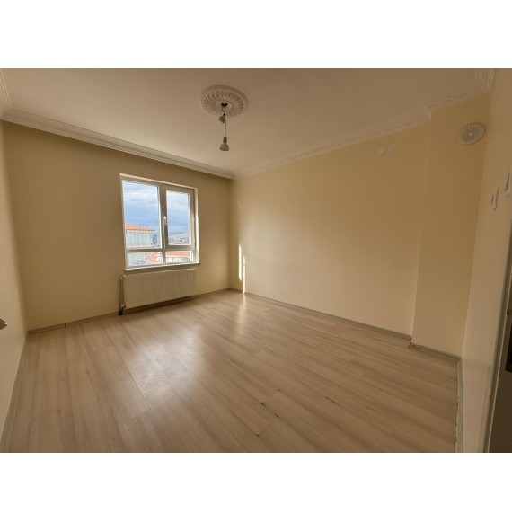 ATAPARK CADDE YAKINI 3+1 GENİŞ YUAPILI MASRAFSIZ DAİRE