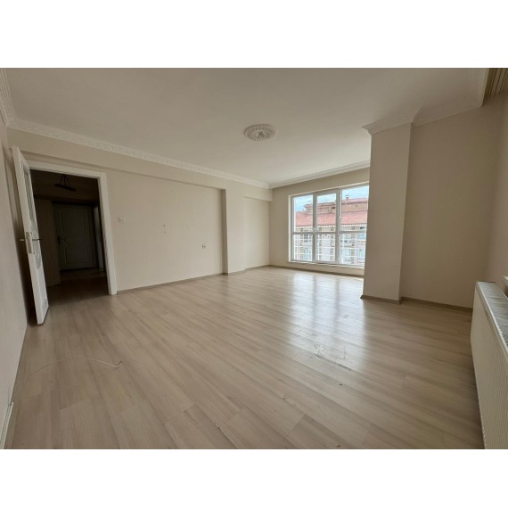 ATAPARK CADDE YAKINI 3+1 GENİŞ YUAPILI MASRAFSIZ DAİRE