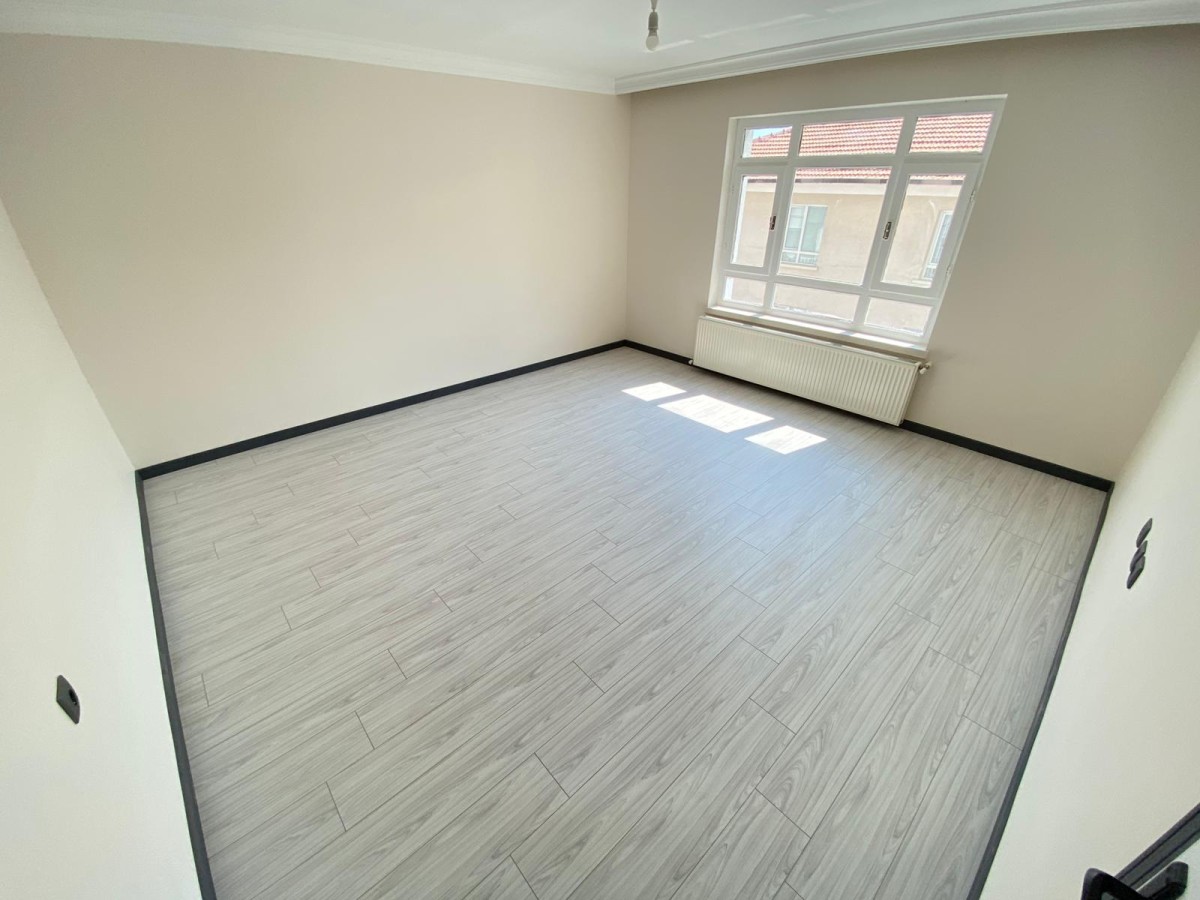 YAYLA'DA 3+1 GENİŞ...