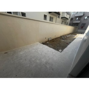 AYVALI CADDE ÜZERİ SIFIR BİNADA 2+1 DAİRE
