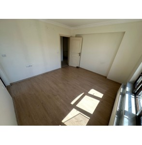 19 MAYIS CADDESİ YAKINI 3+1 GENİŞ MASRAFSIZ YAPILI DAİRE