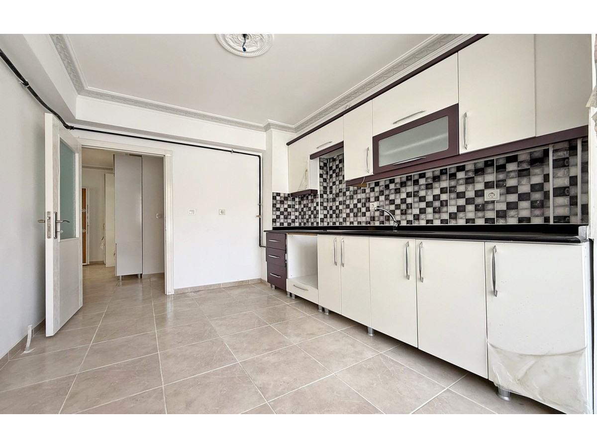 UFUKTEPE CADDESİ ÜZERİ 3+1...