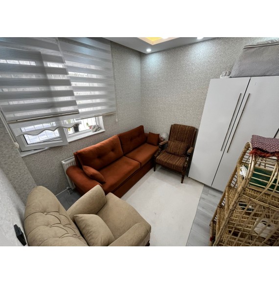 GİRESUN CADDESİ YAKININDA 3+1 GENİŞ FULL YAPILI DAİRE