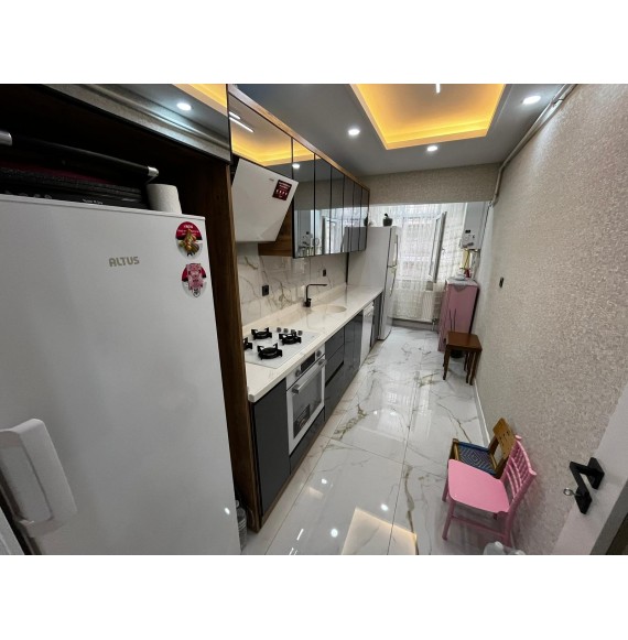GİRESUN CADDESİ YAKININDA 3+1 GENİŞ FULL YAPILI DAİRE