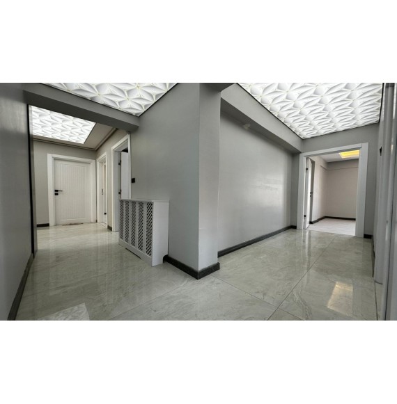 UUUFUKTEPE PAZAR YERİ YAKINI 3+1 KATTA FULL YAPILI DAİRE