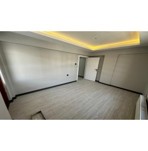 UUUFUKTEPE PAZAR YERİ YAKINI 3+1 KATTA FULL YAPILI DAİRE