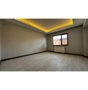 UUUFUKTEPE PAZAR YERİ YAKINI 3+1 KATTA FULL YAPILI DAİRE