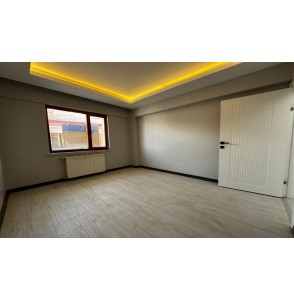 UUUFUKTEPE PAZAR YERİ YAKINI 3+1 KATTA FULL YAPILI DAİRE