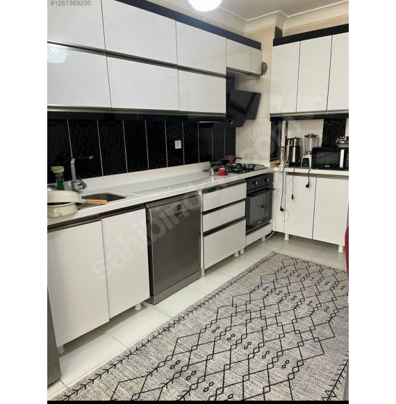 İNCİRLİ'DE 3+1 KATTA FULL YAPILI MASRAFSIZ SATILIK DAİRE