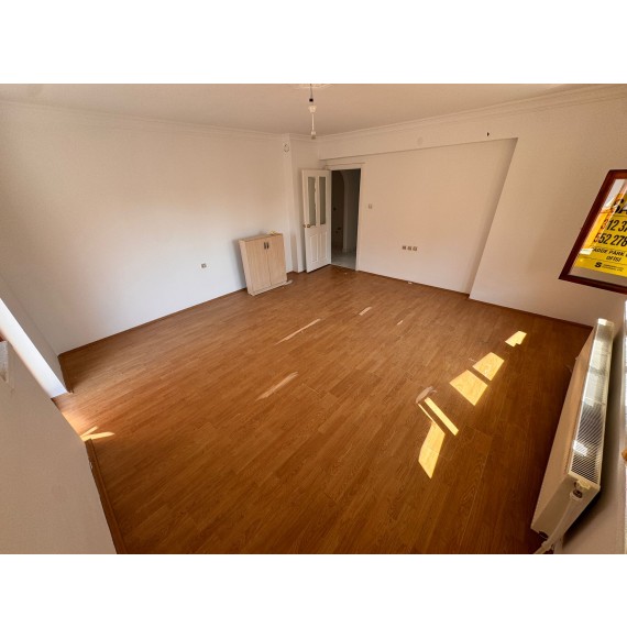 ESERTEPE'DE ÇİFT BALKONLU 3+1 YAPILI MASRAFSIZ GENİŞ DAİRE