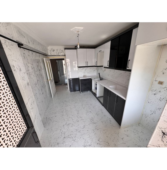 ESERTEPE'DE ÇİFT BALKONLU 3+1 YAPILI MASRAFSIZ GENİŞ DAİRE