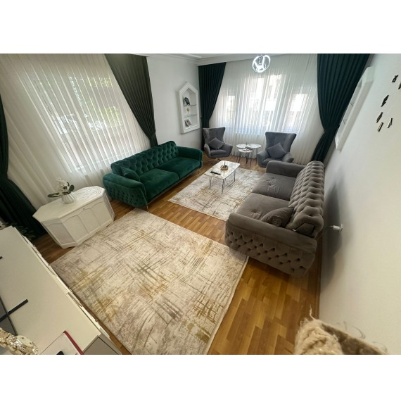 ÇAMBAŞI CADDESİ YAKINI CAM BALKONLU KATTA GENİŞ 3+1