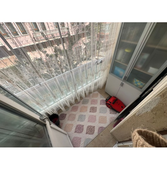 ÇAMBAŞI CADDESİ YAKINI CAM BALKONLU KATTA GENİŞ 3+1