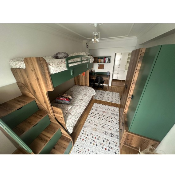 ÇAMBAŞI CADDESİ YAKINI CAM BALKONLU KATTA GENİŞ 3+1