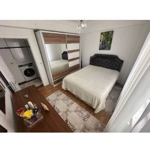 ÇAMBAŞI CADDESİ YAKINI CAM BALKONLU KATTA GENİŞ 3+1