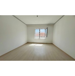 UFUKTEPE SAĞLIK OCAĞI YAKINI KATTA İÇİ SIFIR 3+1 DAİRE