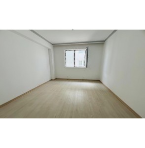 UFUKTEPE SAĞLIK OCAĞI YAKINI KATTA İÇİ SIFIR 3+1 DAİRE