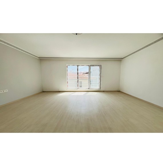 UFUKTEPE SAĞLIK OCAĞI YAKINI KATTA İÇİ SIFIR 3+1 DAİRE