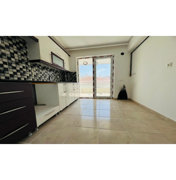 UFUKTEPE SAĞLIK OCAĞI YAKINI KATTA İÇİ SIFIR 3+1 DAİRE