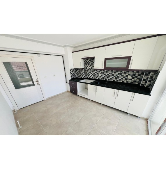 UFUKTEPE SAĞLIK OCAĞI YAKINI KATTA İÇİ SIFIR 3+1 DAİRE