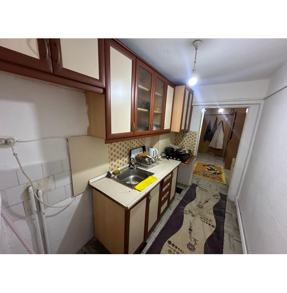 ETLİK'TE KAT KONUMUNDA 2+1 MASRAFSIZ YAPILI DAİRE