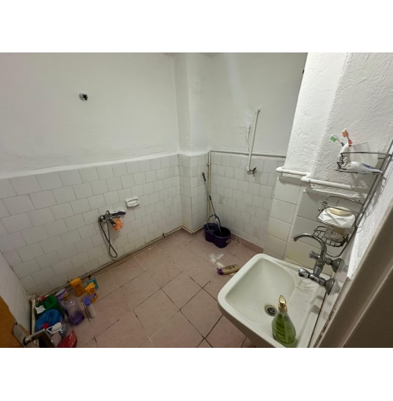 ETLİK'TE KAT KONUMUNDA 2+1 MASRAFSIZ YAPILI DAİRE