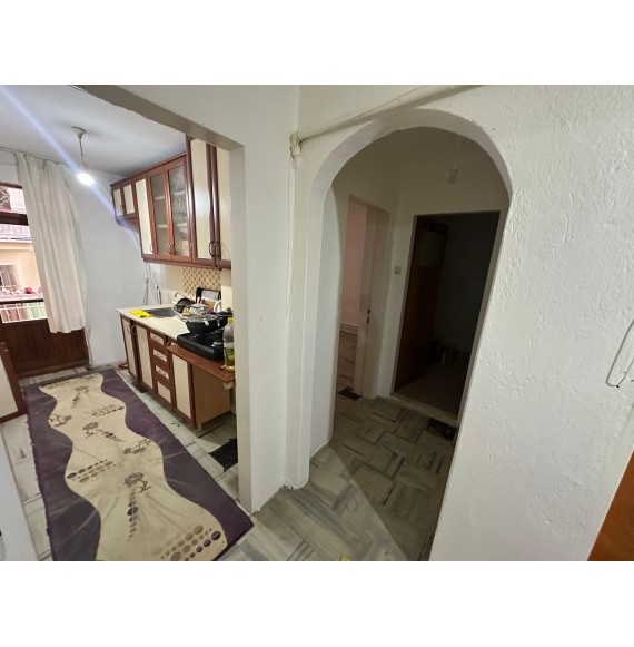 ETLİK'TE KAT KONUMUNDA 2+1 MASRAFSIZ YAPILI DAİRE