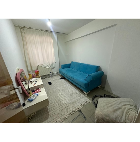 ETLİK'TE KAT KONUMUNDA 2+1 MASRAFSIZ YAPILI DAİRE
