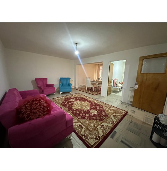 ETLİK'TE KAT KONUMUNDA 2+1 MASRAFSIZ YAPILI DAİRE