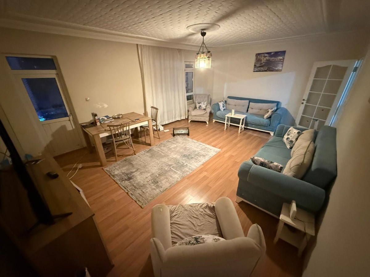 BAĞLUM BULVARI ÜZERİ KATTA...