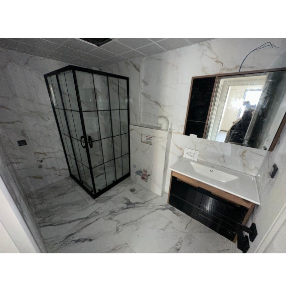 ANA CADDE ÜZERİ SIFIR BİNADA 2+1 LÜKS YAPILI DAİRE