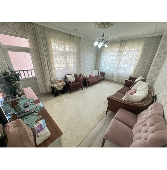 SEVAL CADDESİ ÜZERİNDE İNANILMAZ FİYATA KATTA 3+1 DAİRE