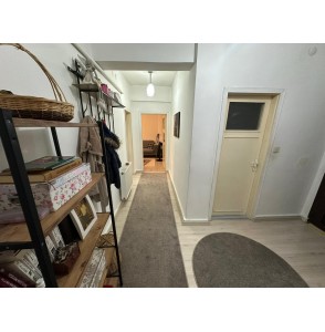 SANATORYUM CADDESİ PARALELİ KATTA 2+1 YAPILI MASRAFSIZ DAİRE