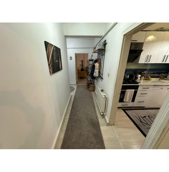 SANATORYUM CADDESİ PARALELİ KATTA 2+1 YAPILI MASRAFSIZ DAİRE